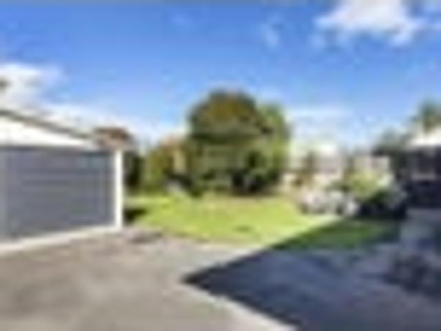 House for rent in Bishopdale, Canterbury