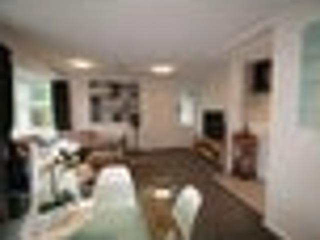 House for rent in Chaslands, Canterbury