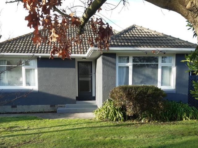 House for rent in Chaslands, Canterbury