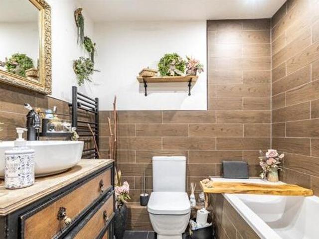 House for sale in Halifax, West Yorkshire