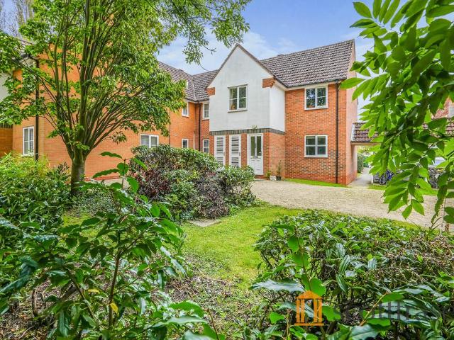 Apartment for rent in New Marston, The Slade