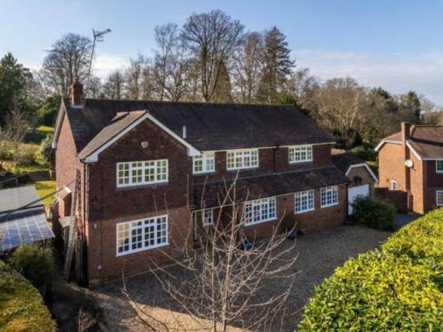 House for sale in Nevill Park, Sandown Park