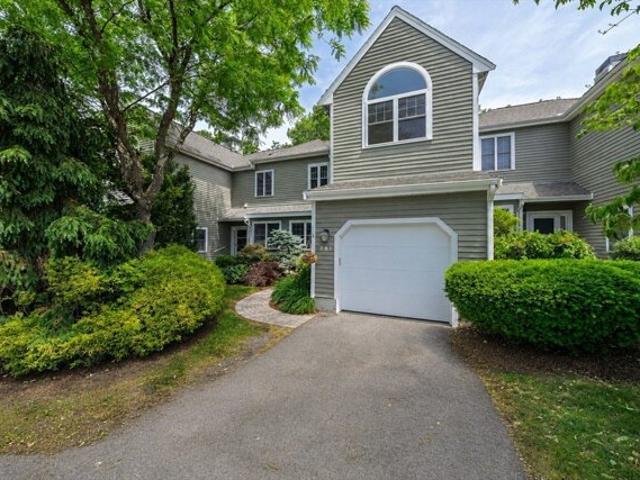 Condo for sale in Waltham, Massachusetts