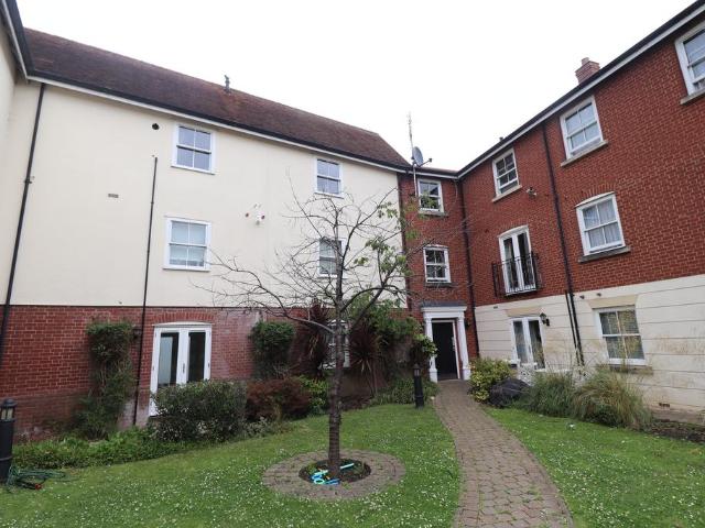Apartment for rent in Navestock Side, Essex