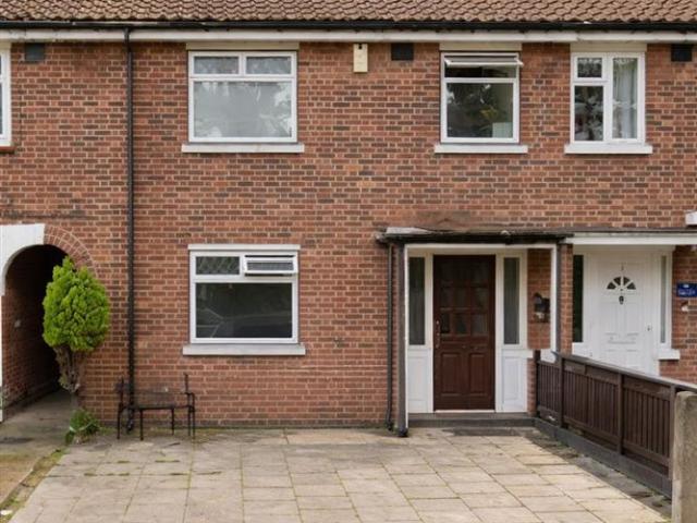 Studio for rent in Hampton Hill, Greater London