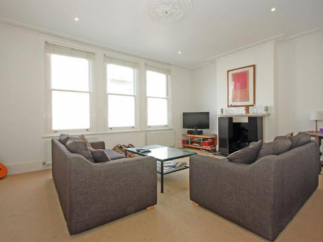 Apartment for rent in Fulham, Greater London