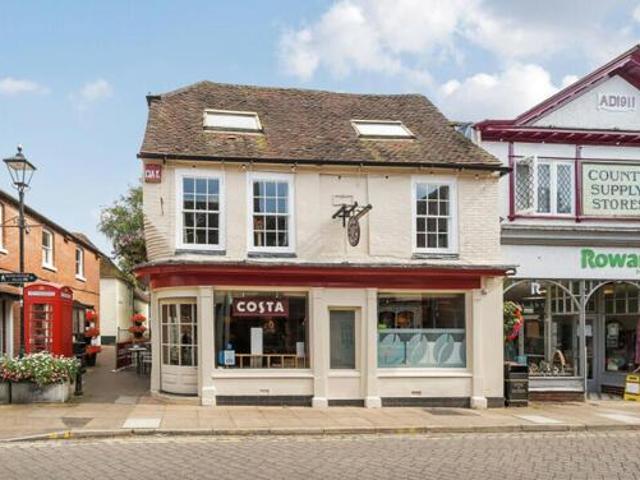 House for sale in Barton Stacey, Hampshire