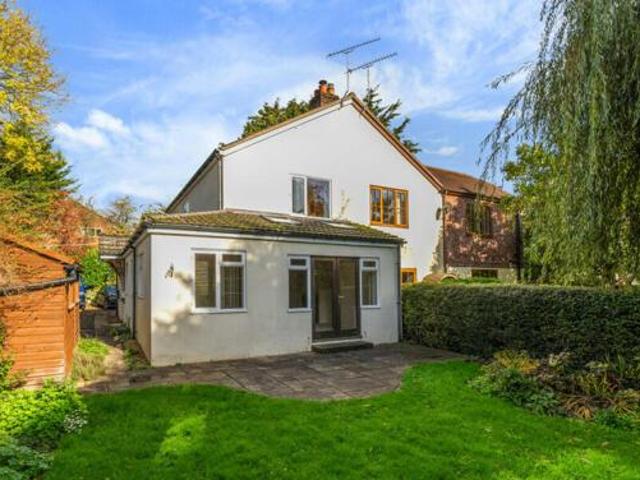 House for sale in Barton Stacey, Hampshire