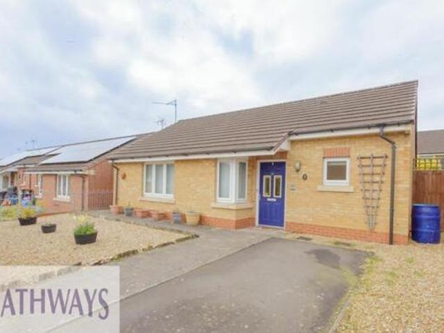 House for sale in Newport