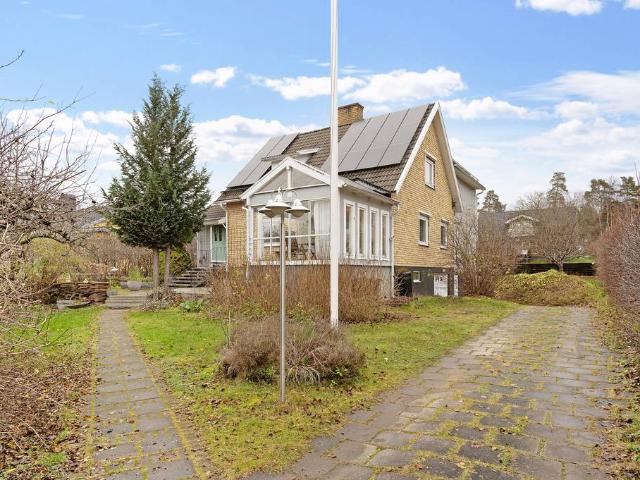 Villa till salu i Järfälla, Stockholm