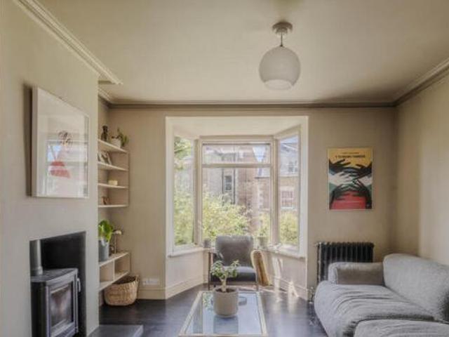 House for sale in Thrupp, School House