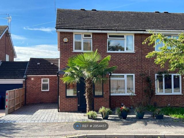House for rent in Cox Green
