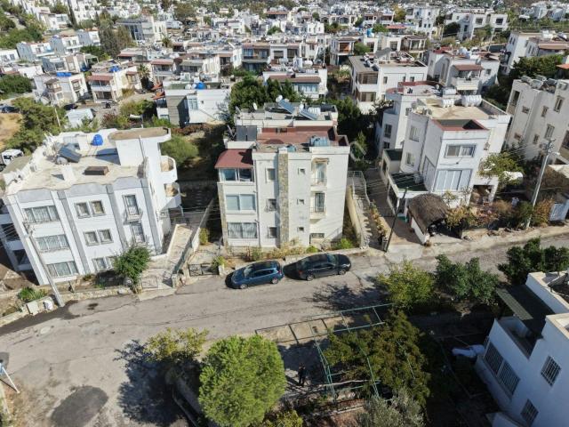 Cevat Şakir, Bodrum içerisinde satılık mülk