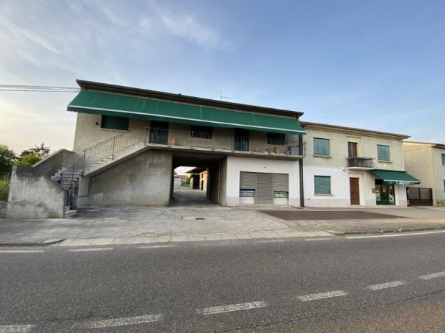 Palazzo in vendita a Arcole, Verona