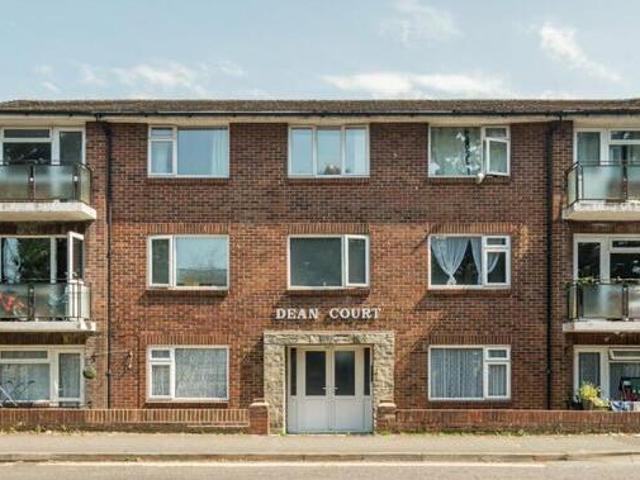 House for sale in Barton Stacey, Hampshire