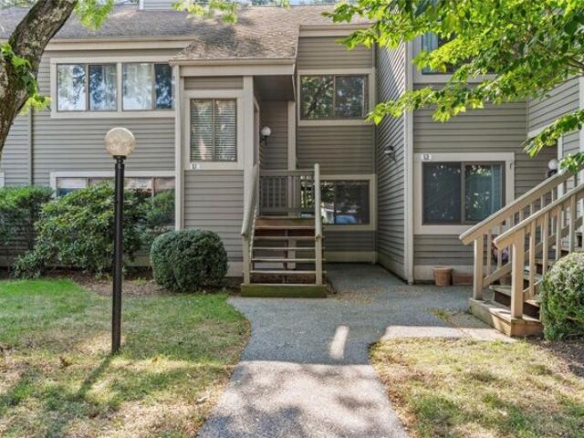 Condo for sale in South Salem