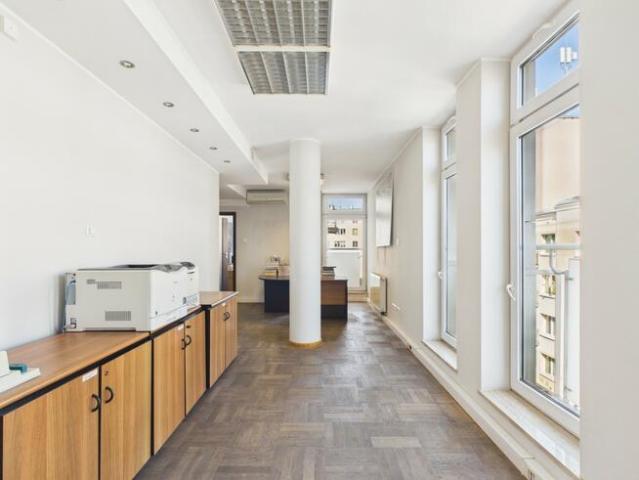 Biuro na sprzedaż w Warszawa, Mazowieckie