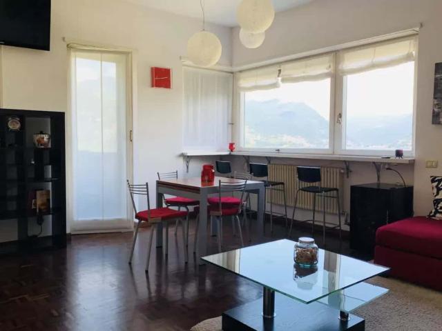 Appartamento in affitto a Como, Lombardia