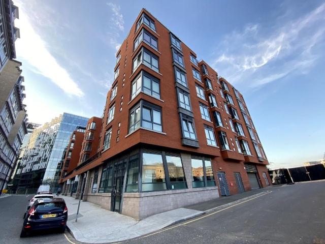 Apartment for rent in Calderstones