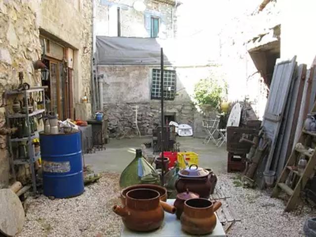 Maison vente à Narbonne, Bize-minervois