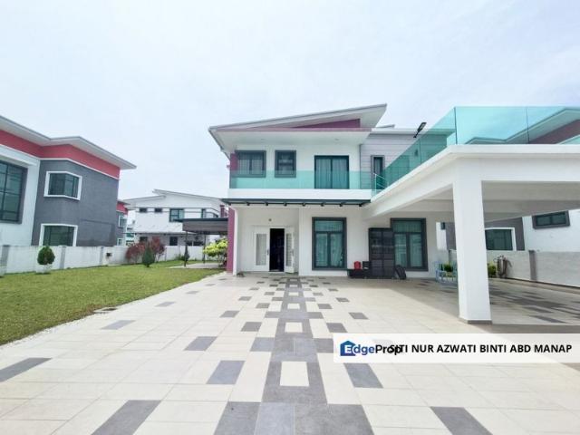 House for sale in Malaka