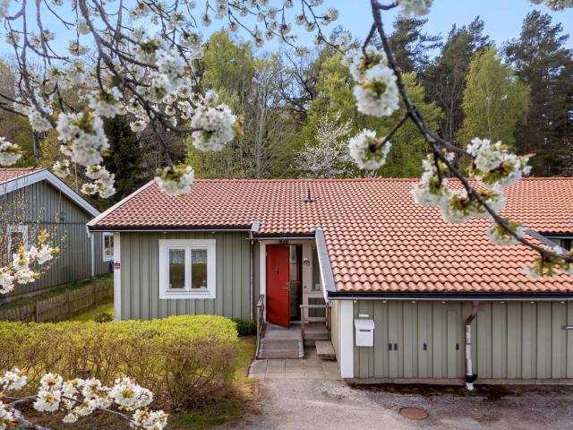 Bostad till salu i Ekerö, Stockholm
