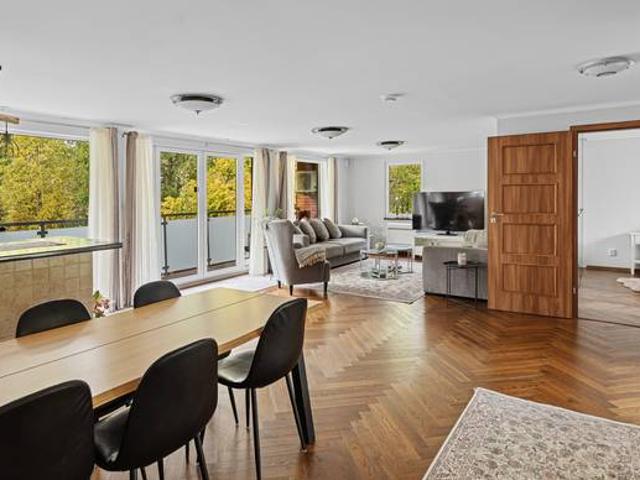 Villa till salu i Bro, Stockholm