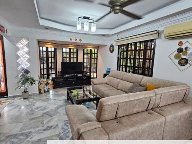 House for sale in Bandar Kinrara 5, Majlis Bandaraya Subang Jaya