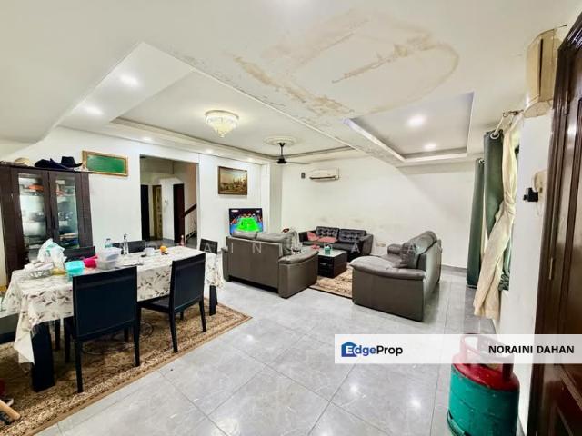 House for sale in Petaling, Subang Jaya