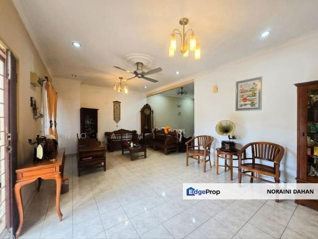 House for sale in Petaling, Subang Jaya
