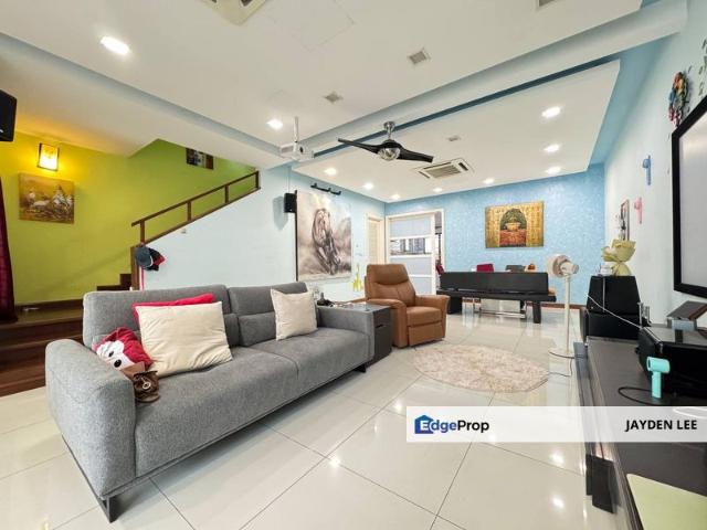 House for sale in Bandar Kinrara 8, Majlis Bandaraya Subang Jaya