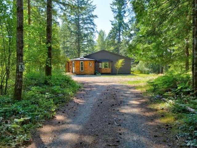 House for sale in Black Creek, British Columbia