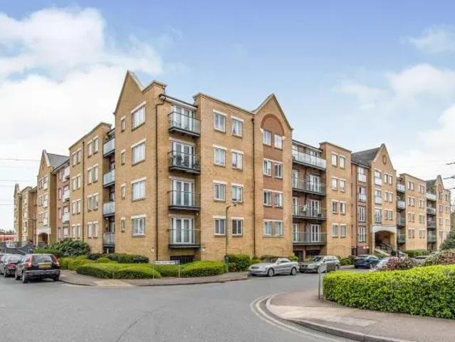 Apartment for rent in Ebbsfleet, Dartford