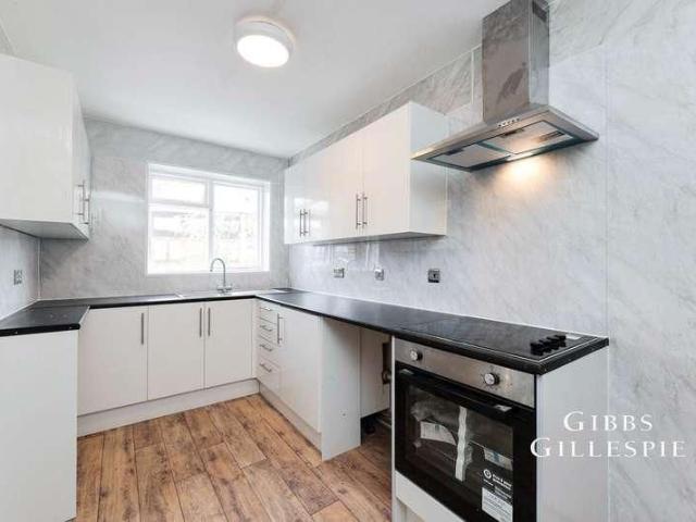 Apartment for rent in London, Isle Of Man