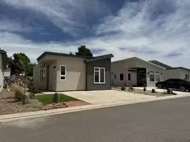House for sale in Hurricane