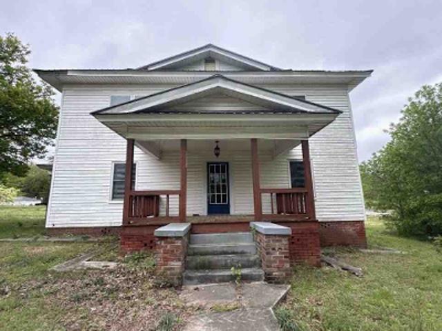 House for sale in Millport, Alabama