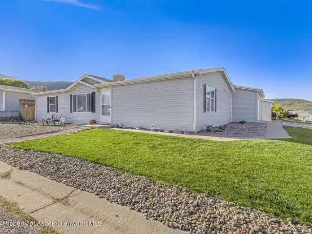 House for rent in Clifton