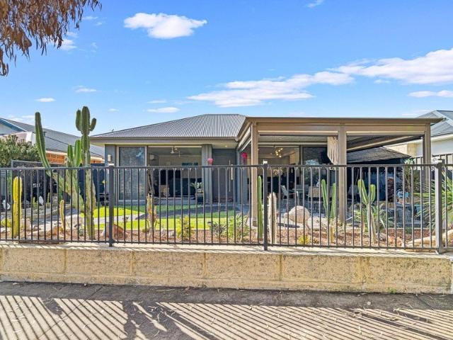 House for sale in Parklands, Western Australia