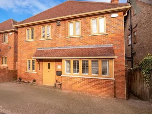 House for rent in Debden Green, Epping