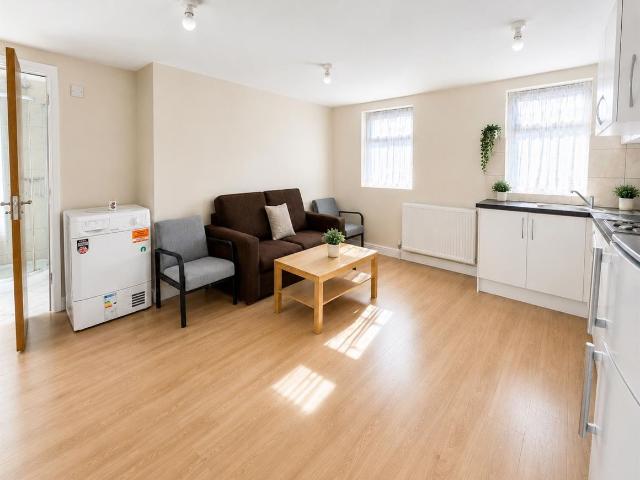 Apartment for rent in London Borough of Hounslow, Greater London