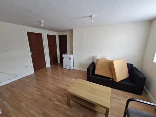 House for rent in London Borough of Hounslow, Greater London