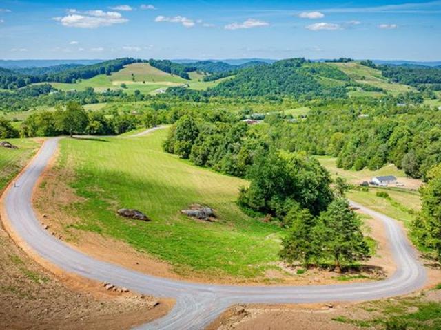 Land for sale in Thorn Hill, East Tennessee