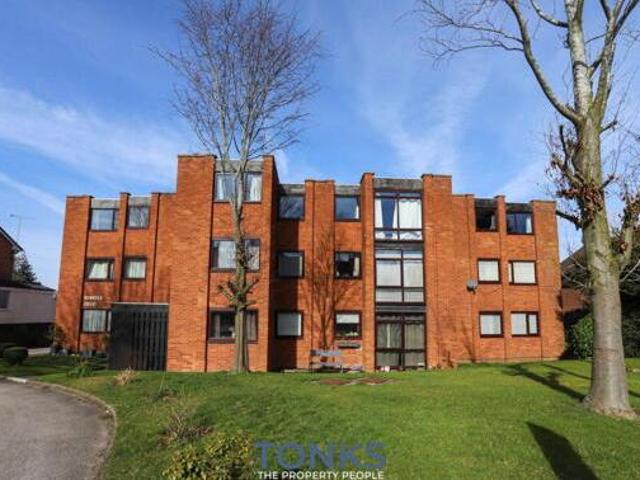 House for sale in Halesowen, West Midlands