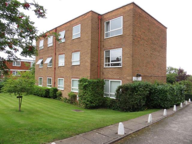 Apartment for rent in Four Oaks, West Midlands