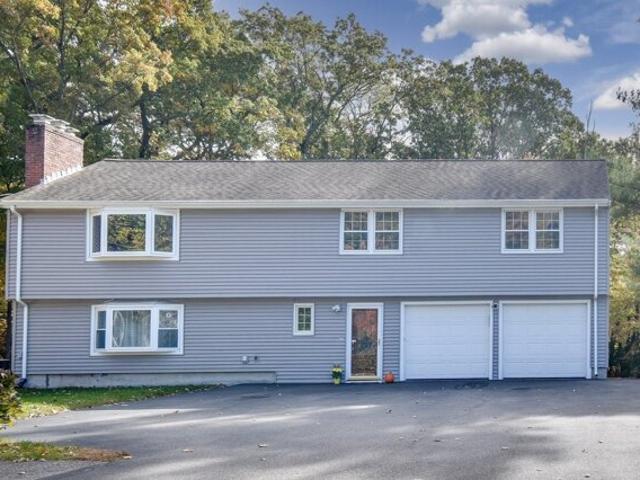 House for sale in Framingham, Middlesex County