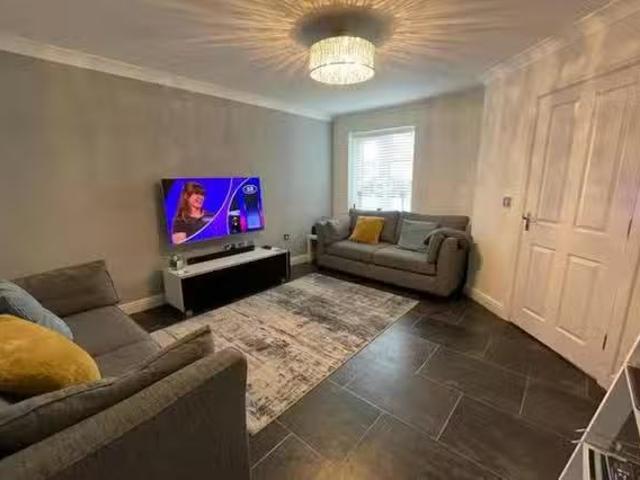 Apartment for rent in Charlesworth, East Midlands