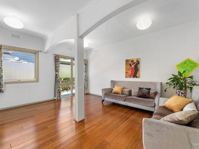 Room for rent in Camerons Creek, Victoria