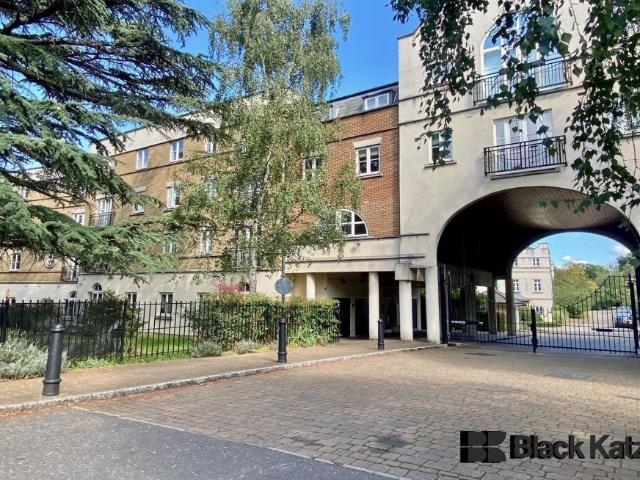 Apartment for rent in Herne Hill, Greater London