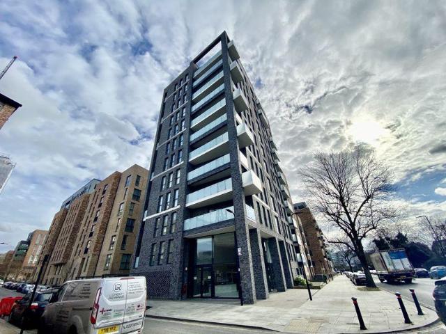 Apartment for rent in London Borough of Ealing, Greater London
