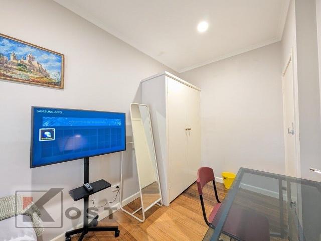 Room for rent in Camerons Creek, Victoria